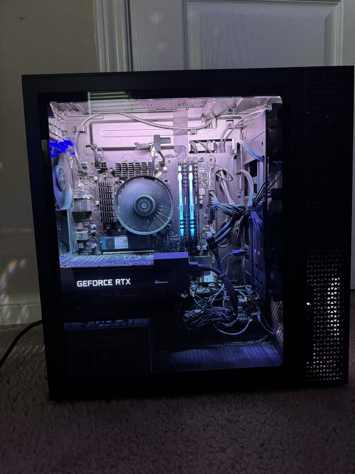 HP OMEN 30L