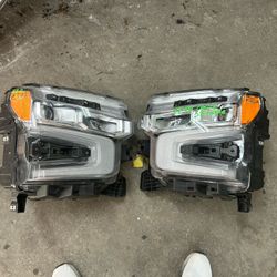 2022-24 CHEVY SILVERADO HEADLIGHTS FULL LED OEM 