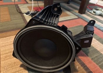 '22-'25 Toyota Tundra Factory JBL Subwoofer