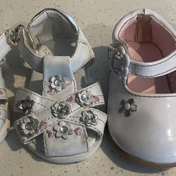 Infant shoes size 3