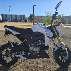 MINT CONDITION 2020 Kawasaki Z125 Pro
