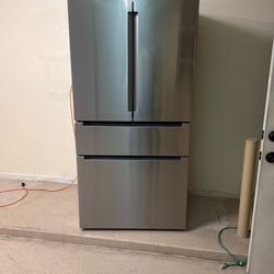 Bosch,Refrigerator”PARTS ONLY”