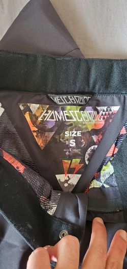 Snowboarding pants