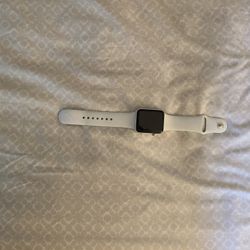 apple watch series 3(comes with charger)