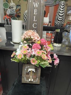 Homemade Welcome signs