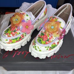 Betsey Johnson Floral Vinie Loafers 7.5 