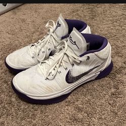 Kobe Basketball Shoes