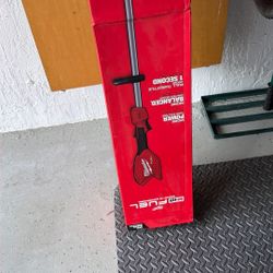 Milwaukee M 18 Weedeater. Brand New