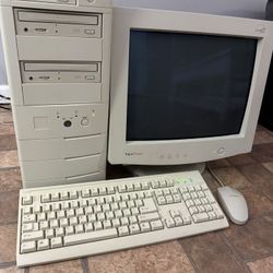 Vintage 1990s CRT Computer 