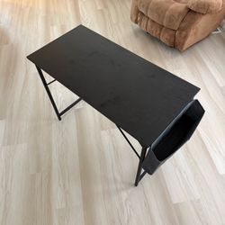 Basic desk with a side basket and hook, dark brown