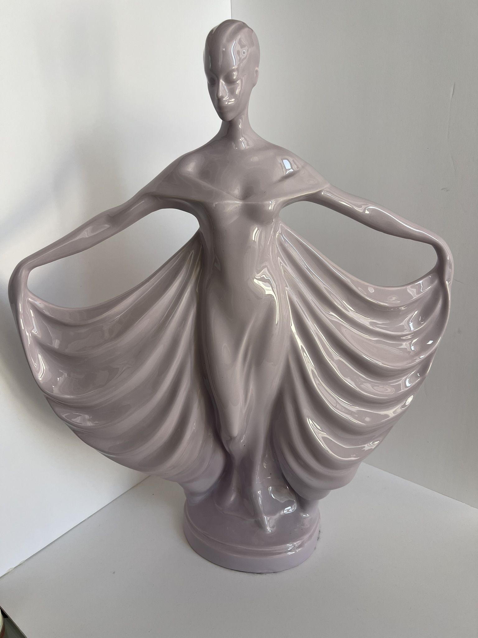 1980S Statue