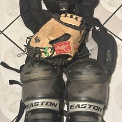 Easton Intermediate Catchers Gear 