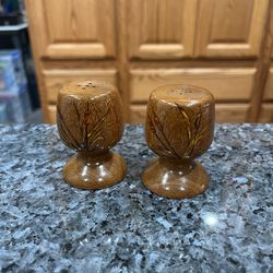 Vintage Wooden Oregon Myrtlewood Pair Of Salt And Pepper Shakers.  Preowned Never used 