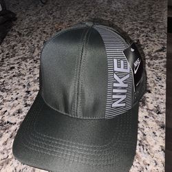 Nike Olive Green Snapback baseball Hat Brand New