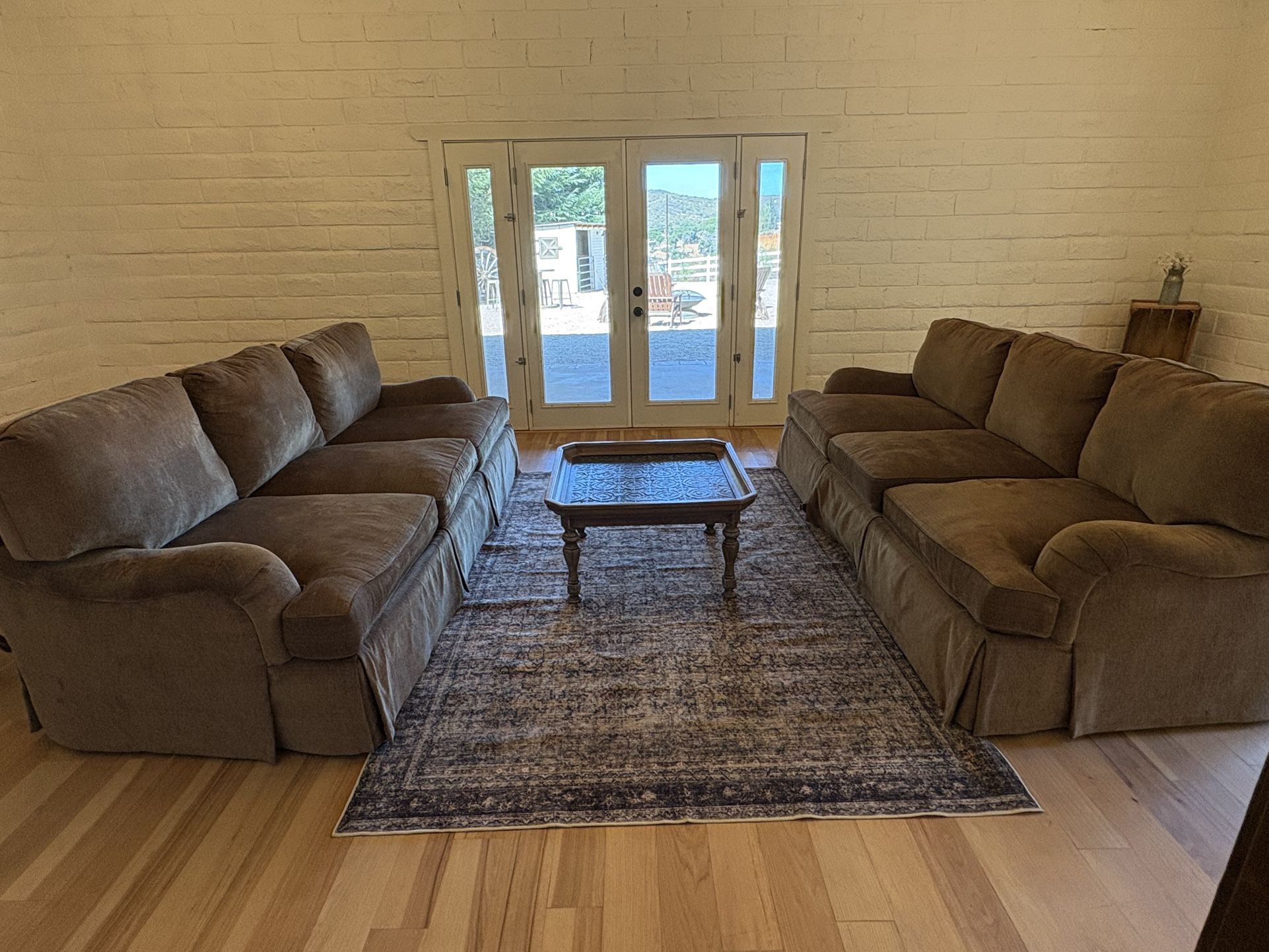 Bernhardt Sofas – Set of 2 (High-End pair, Extremely Comfortable)
