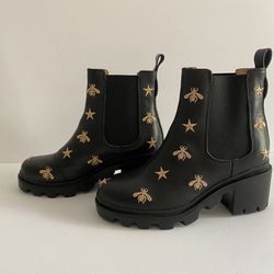 Gucci Ankle Boots Women’s Signature Gucci Bee & Star.  Size 38 US 7.5