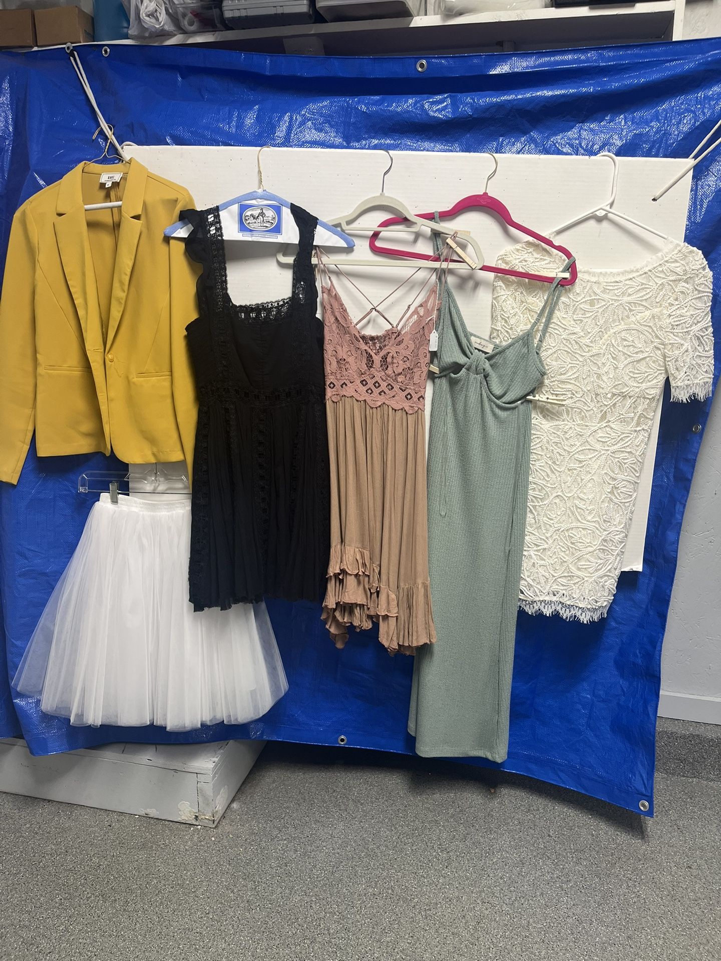 Short dresses/skirt/blazer