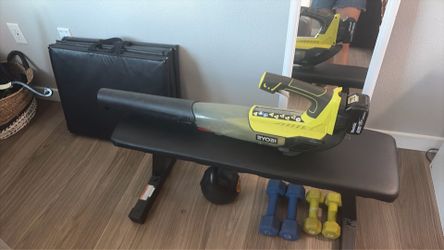 Ryobi leaf blower works great 40