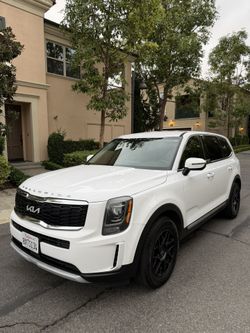 2022 KIA Telluride