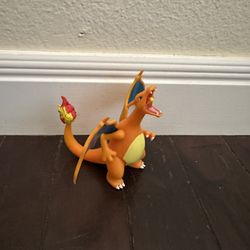 Pokémon Charizard Battle Feature Figure 4.5 Inch NO Fire Missile Launche