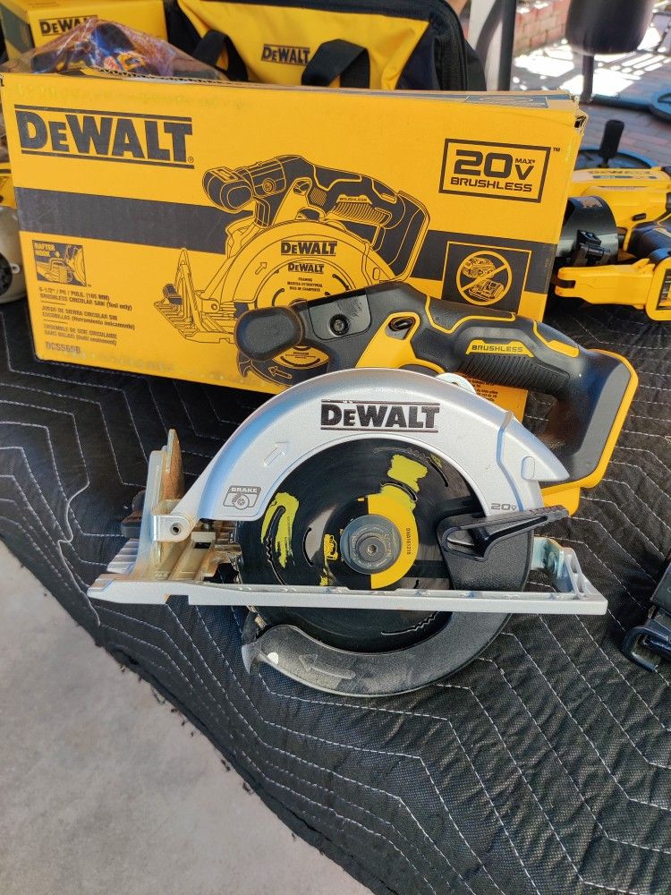 DEWALT DCS565 20V CIRCULAR SAW 6-1/2 IN - TOOL ONLY
