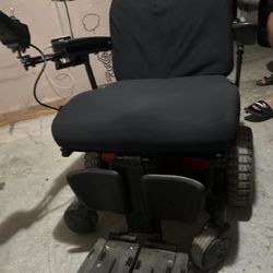 PRIDE QUANTUM Q6 HD WHEELCHAIR POWER