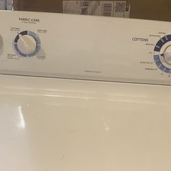 Secadora De Benta En Castroville Ca, Es Eléctrica 