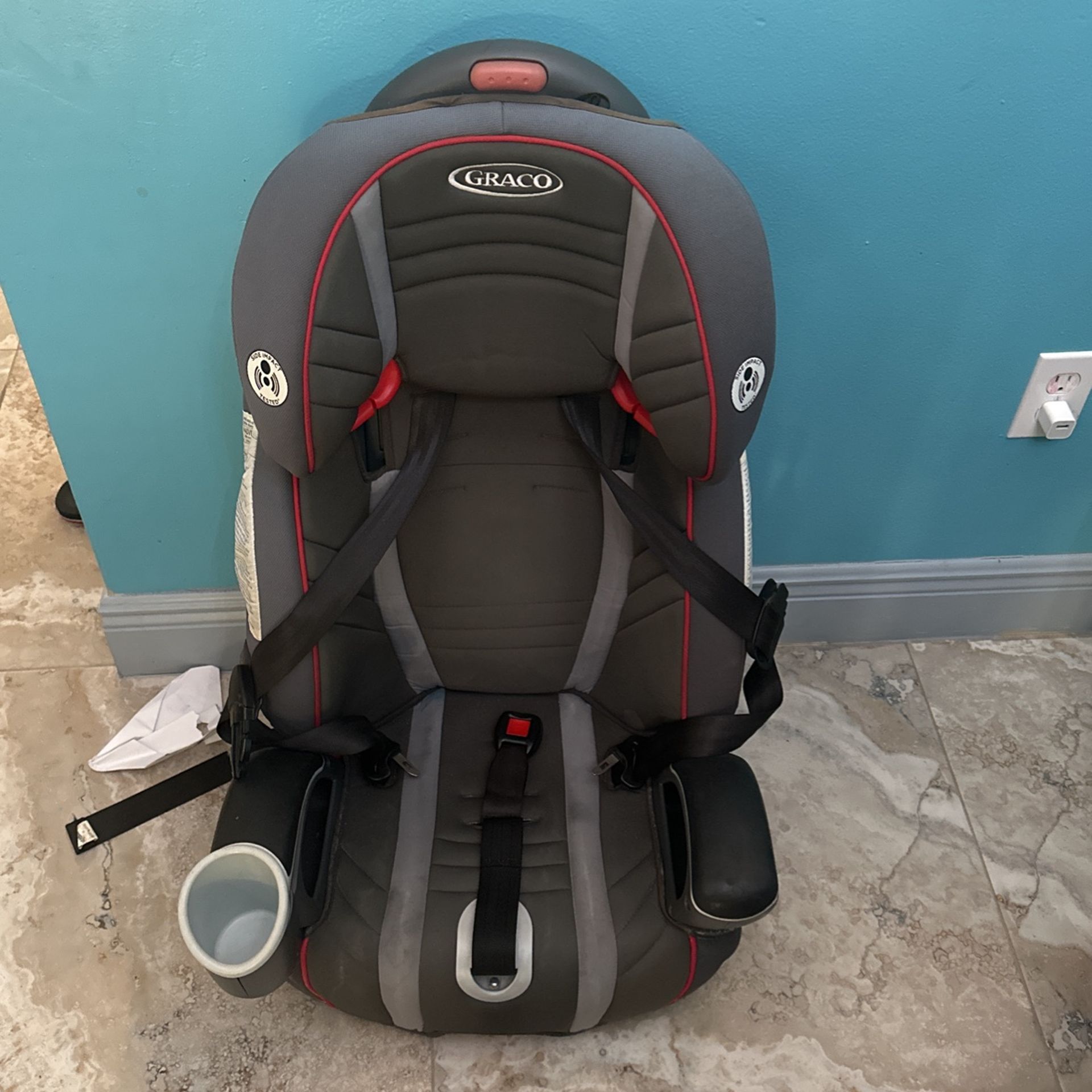 Graco Nautilus kids car seat.