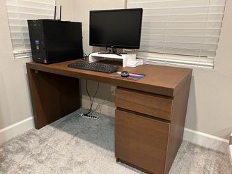 Ikea MALM Desk
