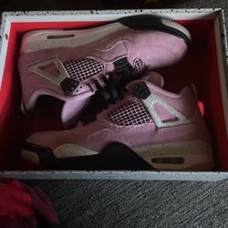 WMNS air Jordan 4 Retro 