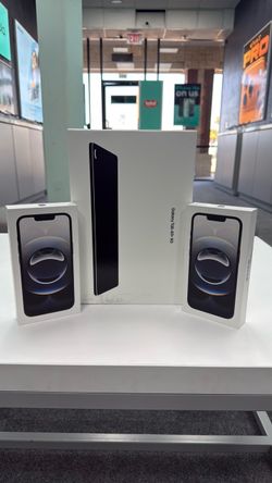 Two Brand New IPhone 16e and Samsung Tablet A11+ for only $260