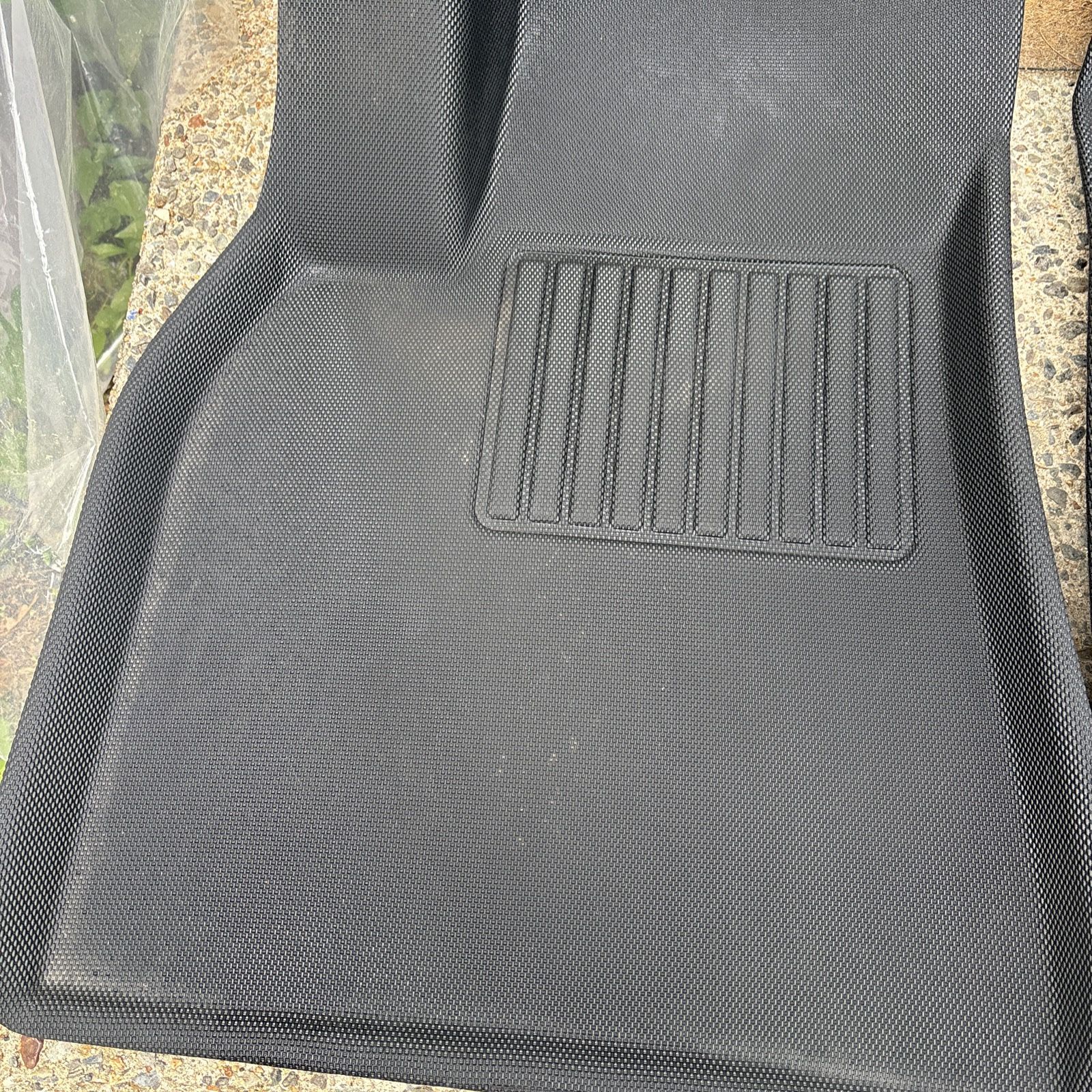 LDCRS 2020-2025 Tesla Model Y Floor Mats Full Set (5 Seater)
