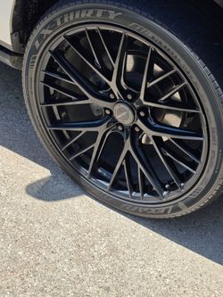 Set of 4-24 inch Velgen VFF-12 w/ tires 6x139.7mm