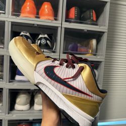 Kobe 4 Size 12