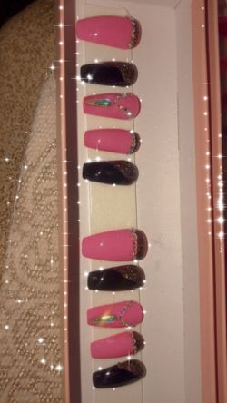 Press On nails