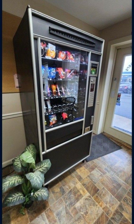 Vending machine For Sale
