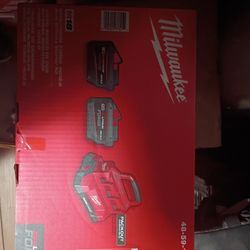 M18 Charger Kit With Two 12.0