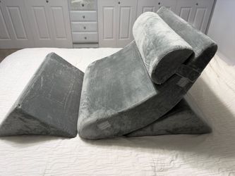 4-Piece Modular Foam Bed Pillow System – Like New