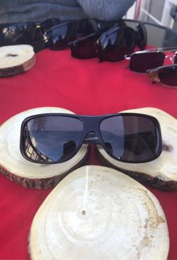 IS Design Black Sunglasses 😎
