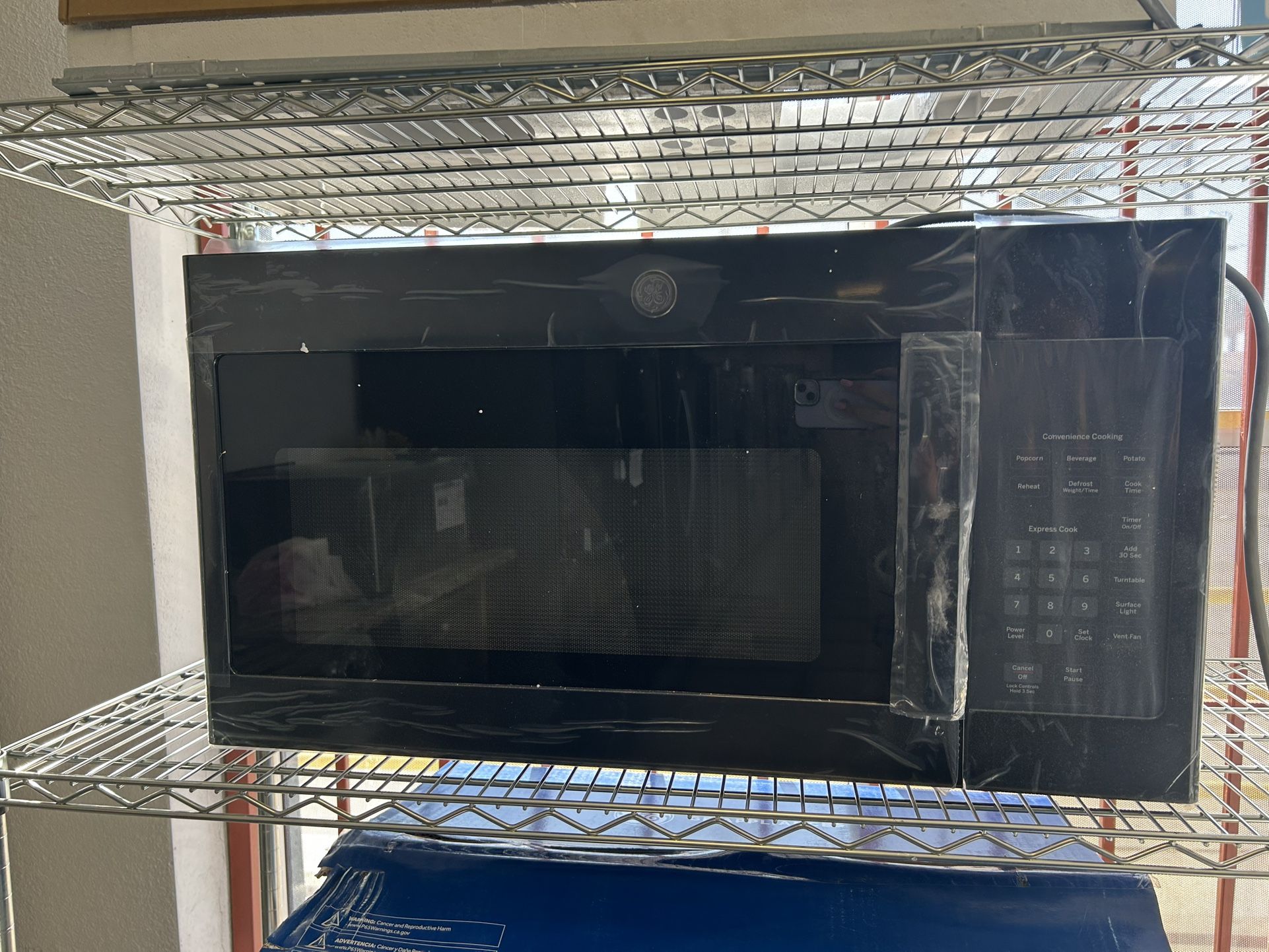 🔥🔥GE 1.6 Cu Ft Over-The-Range Microwave 