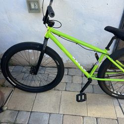 Wheelie/BMX bike Hulk Green