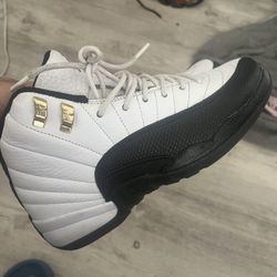 Jordan 12 Taxi Size 5.5