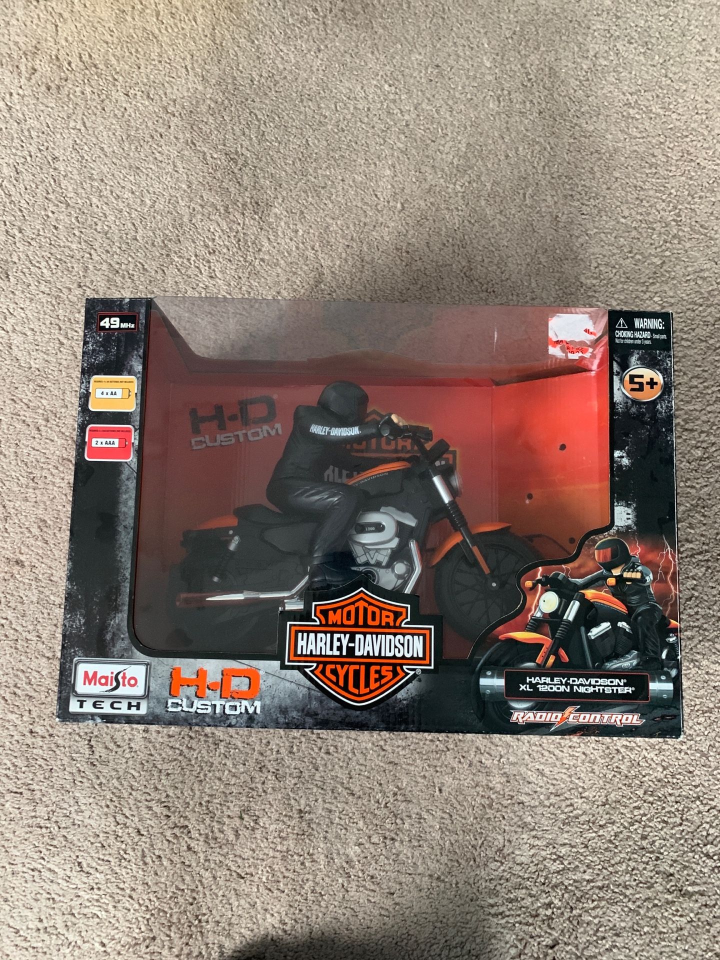 Maisto TECH Harley-Davidson R/C motorcycle