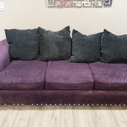 Couch W/ Pull Out Queen Bed 