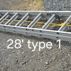 28' Columbia aluminum ladder-type 1(250#)