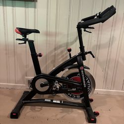 Schwinn IC3 Indoor Cycling Exercise Bike - Cash only