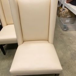 Off White Pleather Dinning Room Chair’s 