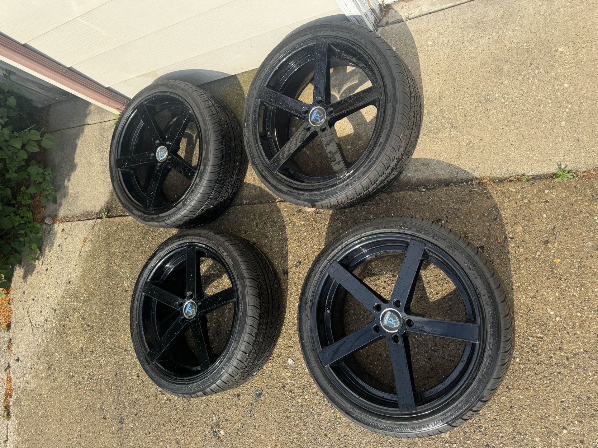 Rohana RC22s 20x9