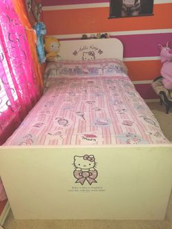 Authenthic Sanrio Hello Kitty Funiture Set