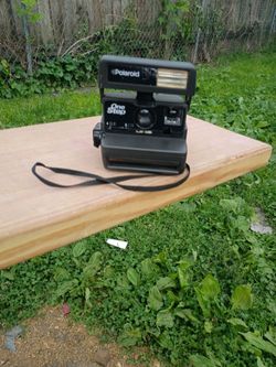 Vintage One step Polaroid camera, still works